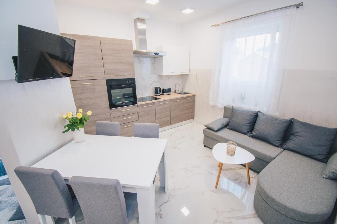 L Apartment 马里博尔 外观 照片